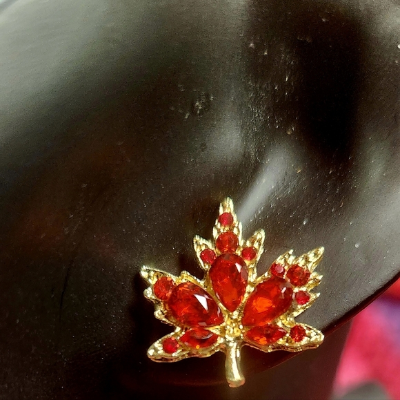 Autumn Leaves Post Earrings Maple Leaf Gemstones - Picture 2 of 4